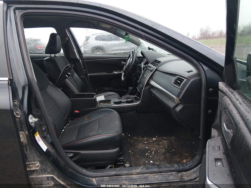 2016 Toyota Camry Se