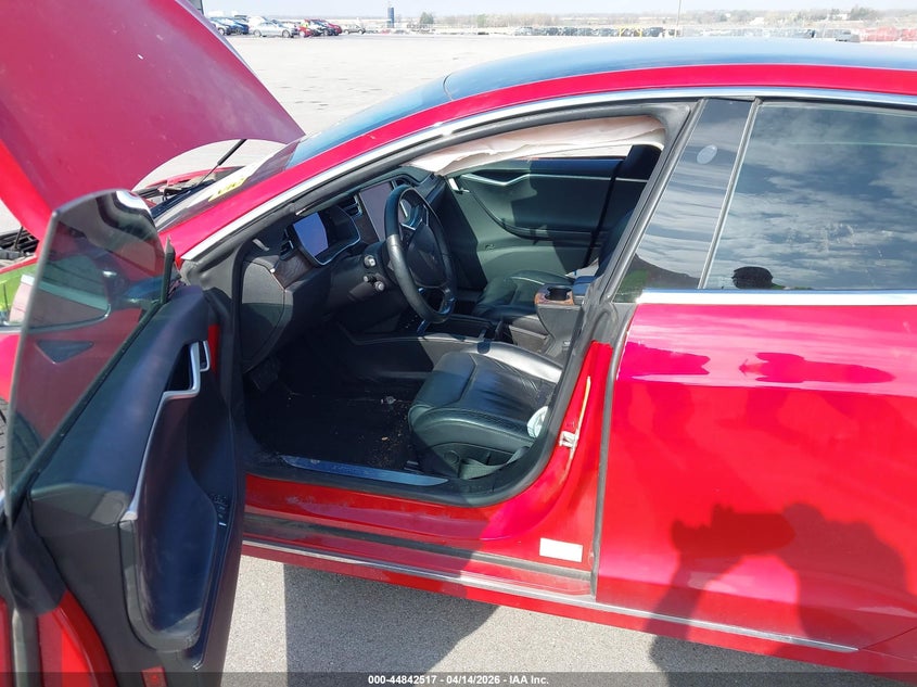 5YJSA1E28HF192741 2017 Tesla Model s 100d 60d 75d 90d p100d Red