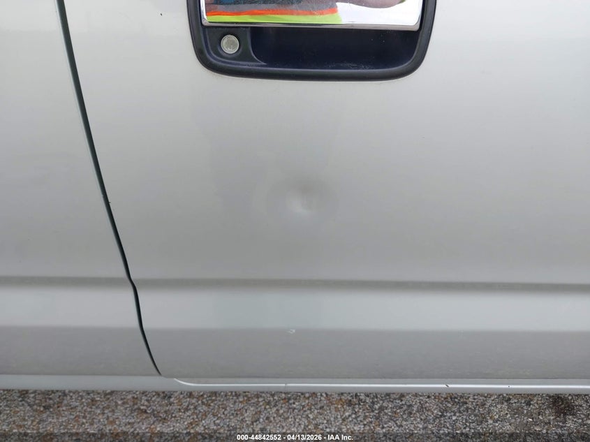 2000 Toyota Tacoma VIN: 4TAWM72N2YZ674718 Lot: 44842552