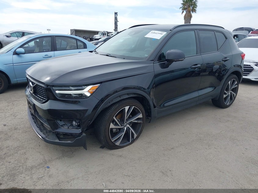 2020 Volvo Xc40 T5 R-Design