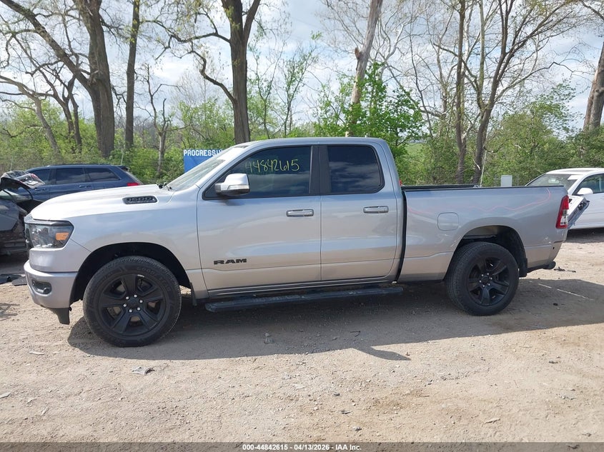 2020 Ram 1500 5.7 Ram Big Horn 4X4 6'4 Box silver Lot 111044842615 Vin 1C6SRFBT4LN289584