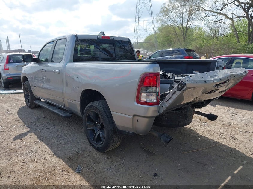 2020 Ram 1500 5.7 Ram Big Horn 4X4 6'4 Box silver Lot 111044842615 Vin 1C6SRFBT4LN289584