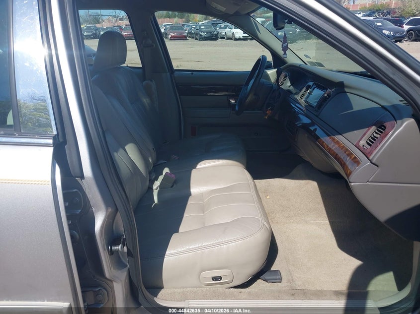 2010 Mercury Grand Marquis Ls (Fleet Only)