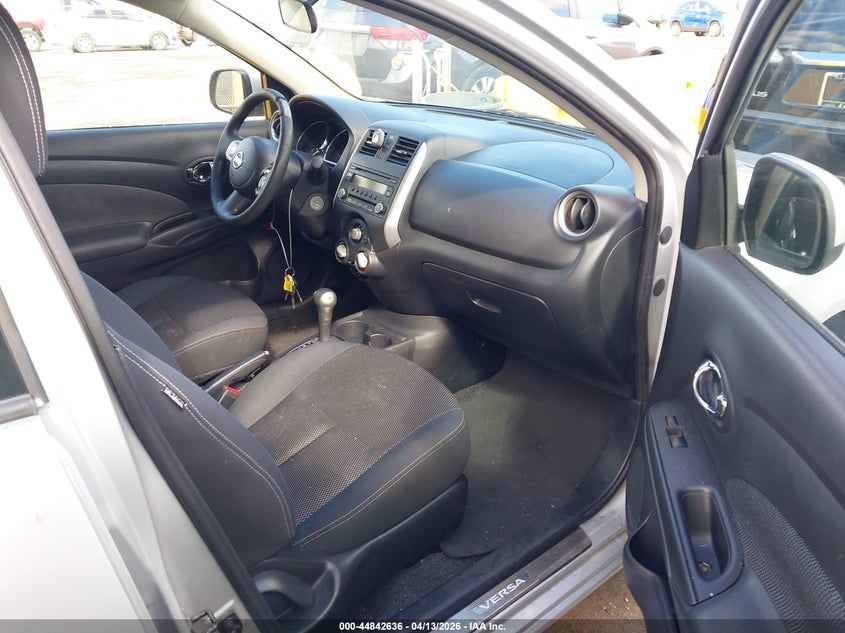 2014 Nissan Versa 1.6 Sv