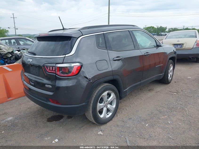 2019 Jeep Compass Latitude Fwd