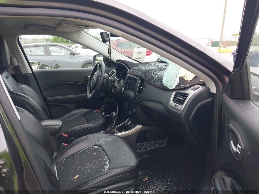 2019 Jeep Compass Latitude Fwd