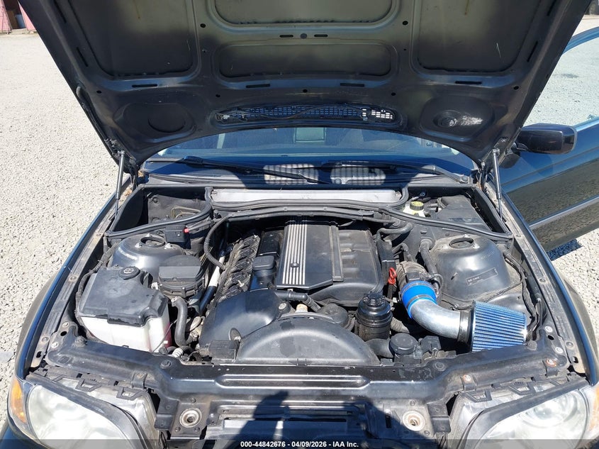 2004 BMW 330Xi VIN: WBAEW53444PN35407 Lot: 44842676