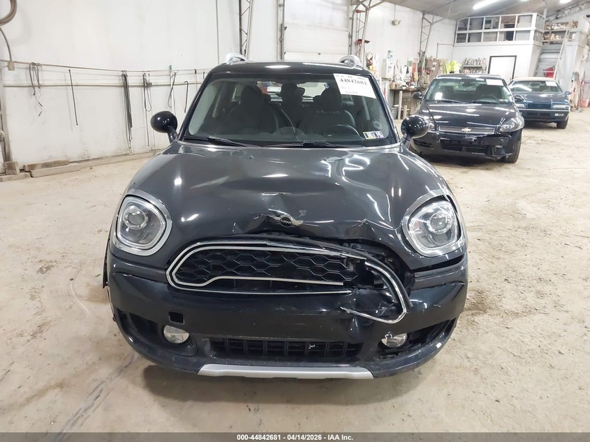 2017 Mini Countryman Cooper S VIN: WMZYT5C31H3D81092 Lot: 44842681