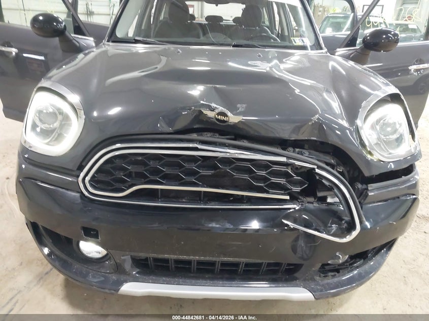 2017 Mini Countryman Cooper S VIN: WMZYT5C31H3D81092 Lot: 44842681