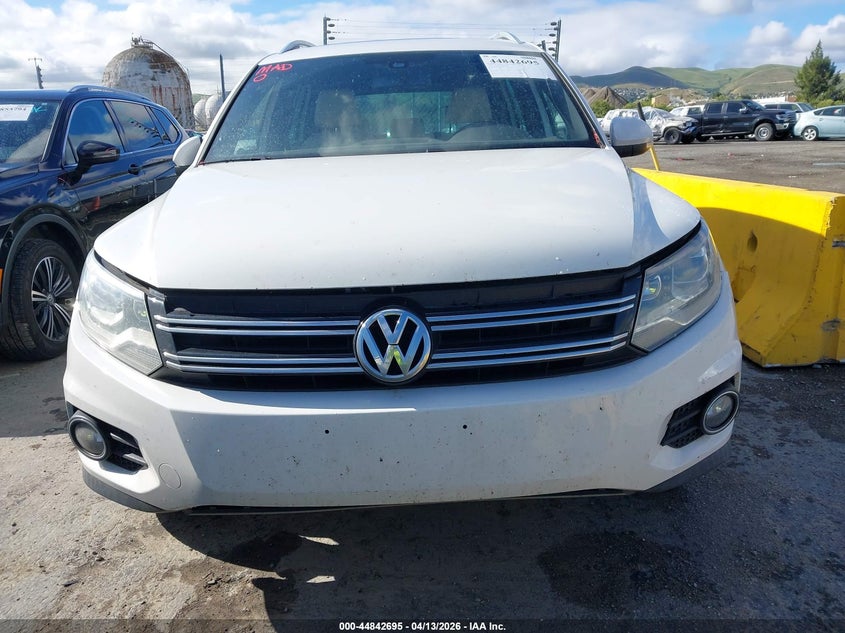 2014 Volkswagen Tiguan R-Line VIN: WVGBV3AX7EW547936 Lot: 44842695