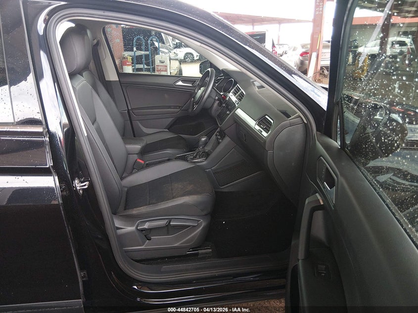 2019 Volkswagen Tiguan 2.0T Se/2.0T Sel/2.0T Sel R-Line/2.0T Sel R-Line Black