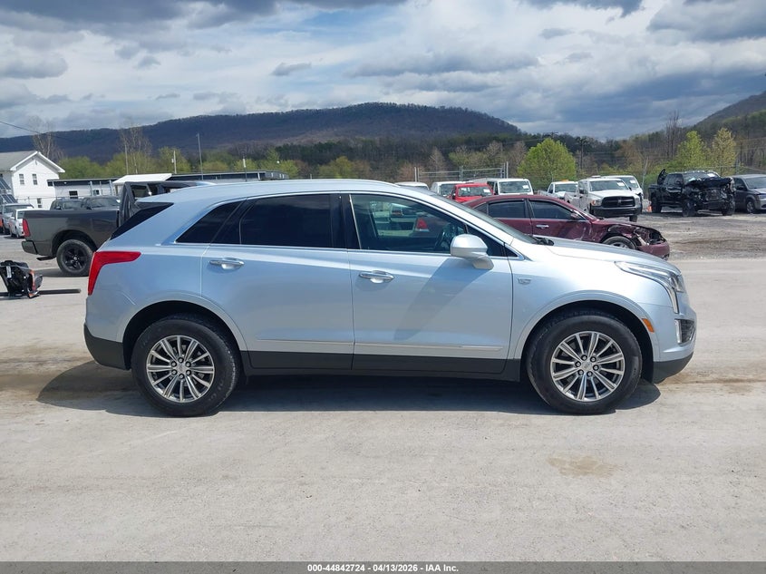 2017 Cadillac Xt5 Luxury VIN: 1GYKNDRS3HZ313275 Lot: 44842724