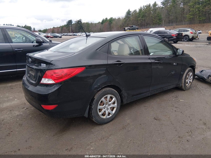 2012 Hyundai Accent Gls