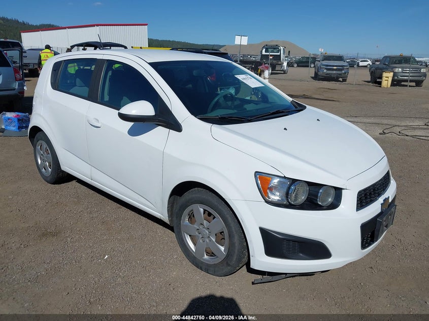 2015 Chevrolet Sonic Ls Auto