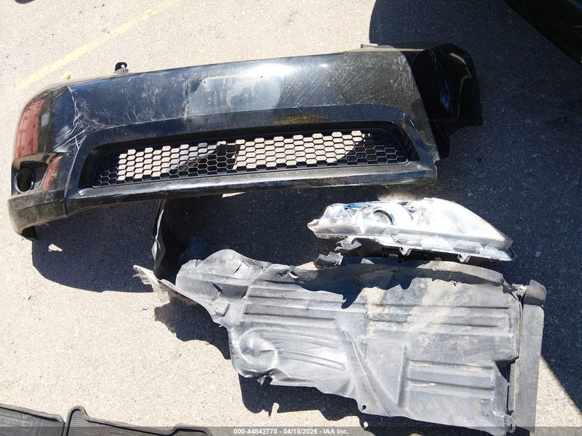 2013 Toyota Sienna Xle V6 8 Passenger VIN: 5TDYK3DC1DS349724 Lot: 44842775