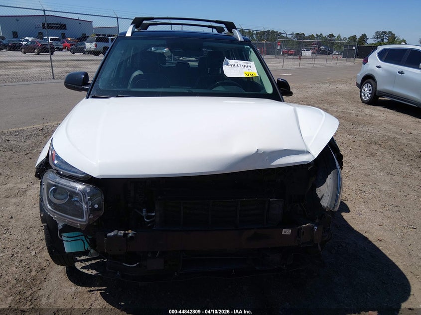 2023 Hyundai Venue Limited VIN: KMHRC8A36PU219274 Lot: 44842809