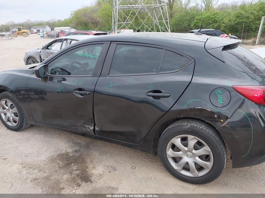 2014 Mazda 3 2.0 I Sport Unknown Lot 111044842810 Vin JM1BM1K71E1134594