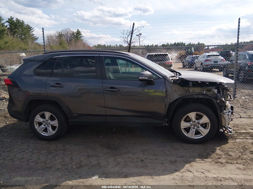 VIN 2T3MWRFV0KW005933 2019 TOYOTA RAV4 HYBRID LE