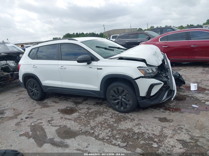 2024 Volkswagen Taos 1.5T S VIN: 3VV5X7B24RM005741 Lot: 44842915
