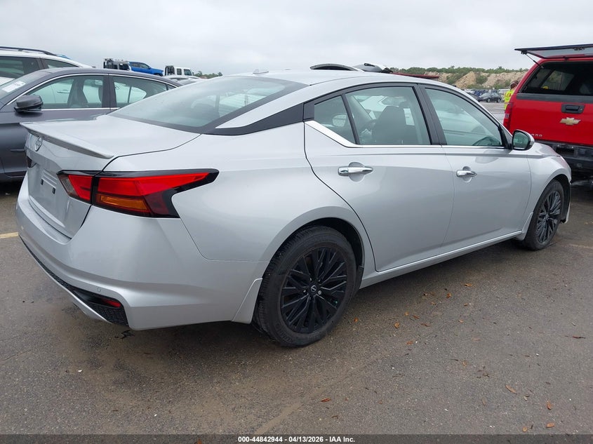 2025 Nissan Altima Sv Fwd