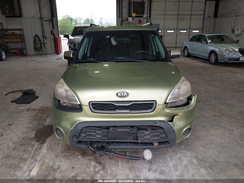 2012 Kia Soul VIN: KNDJT2A52C7465926 Lot: 44842986