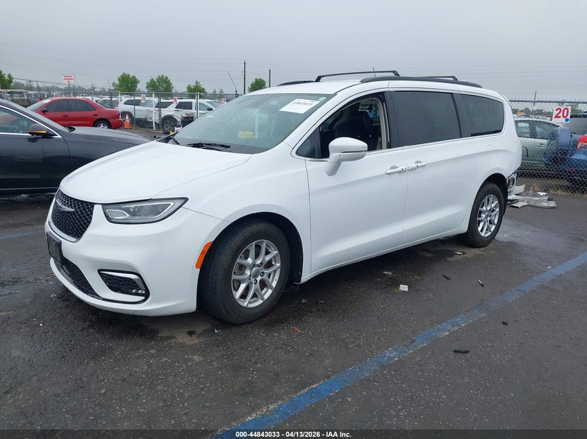 2022 Chrysler Pacifica Touring L