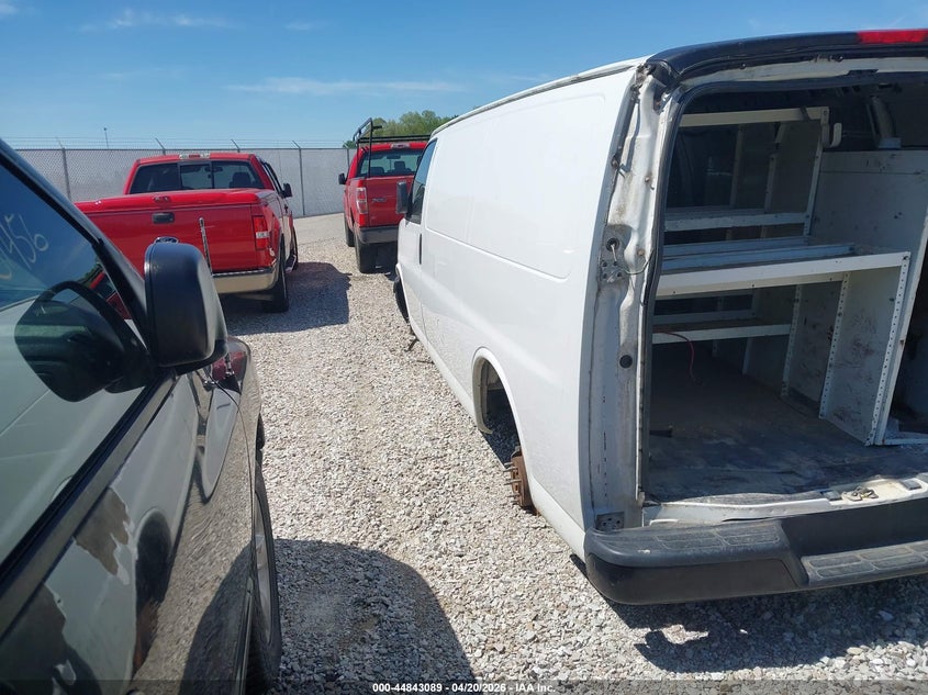 2017 Chevrolet Express 2500 Work Van