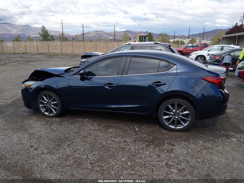 2018 Mazda 3 2.5 Touring blue Lot 111044843262 Vin 3MZBN1V32JM191497