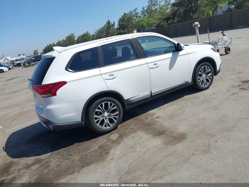 2017 Mitsubishi Outlander Se/Sel