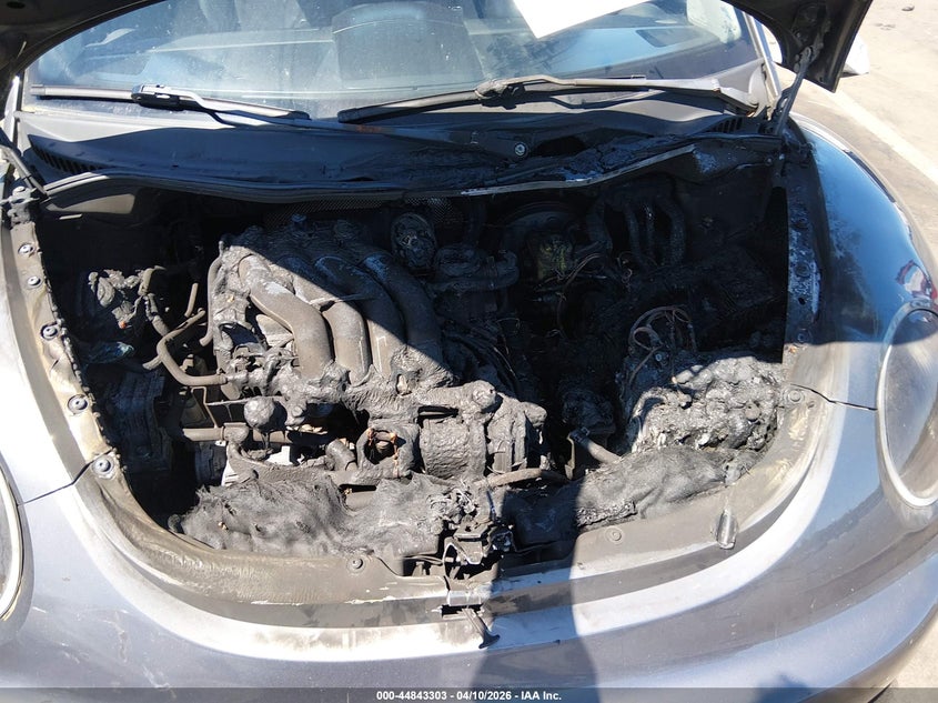 2005 Volkswagen New Beetle Gls VIN: 3VWCK31C05M414110 Lot: 44843303