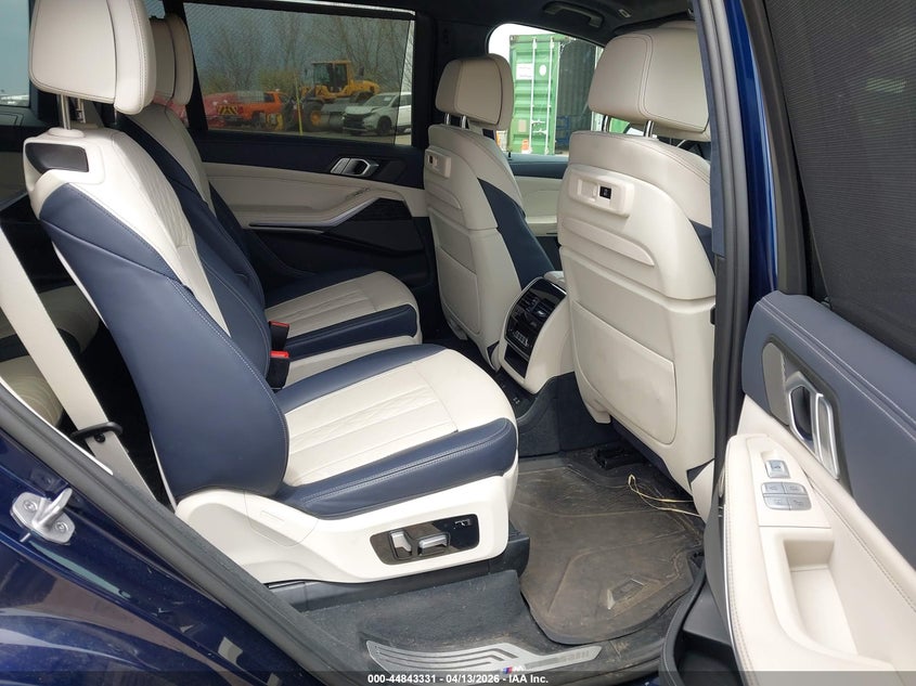 2022 BMW X7 M50I VIN: 5UXCX6C0XN9M99530 Lot: 44843331