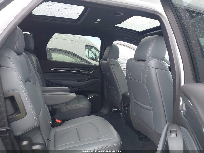 2022 Buick Enclave Awd Essence VIN: 5GAEVAKW4NJ133281 Lot: 44843340