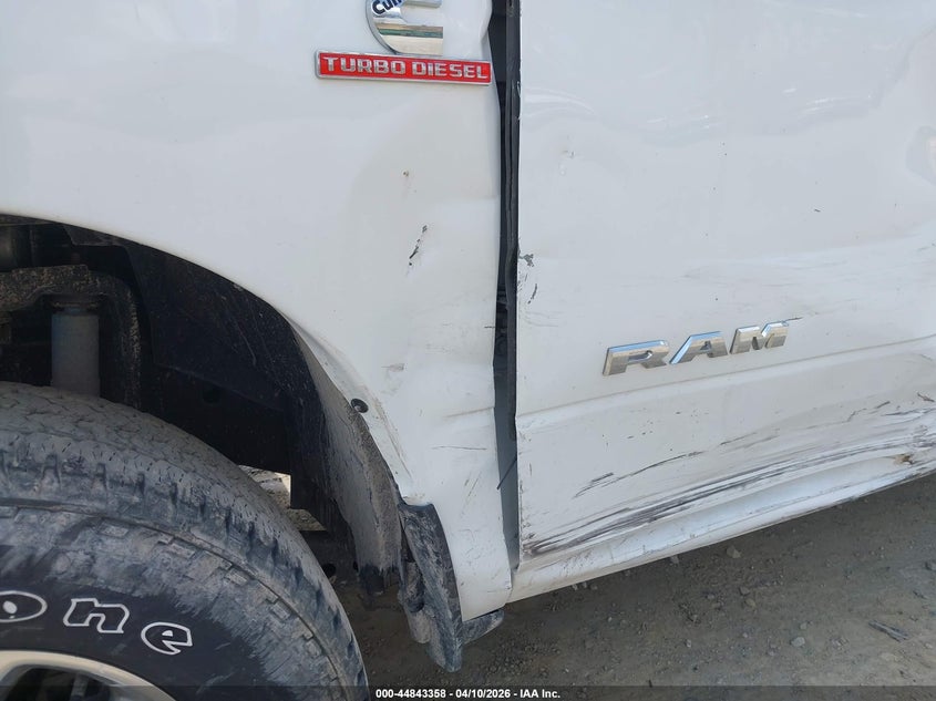 2025 Ram 2500 Ram Big Horn 4X4 6'4 Box white Lot 111044843358 Vin 3C63R5DL6SG530841