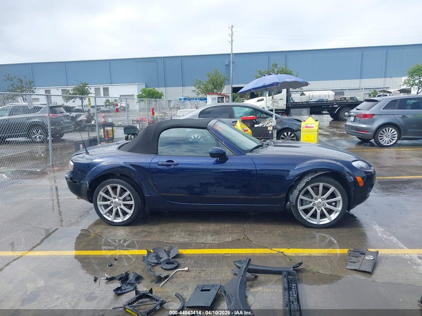 2008 Mazda Mx-5 Grand Touring VIN: JM1NC25F080138767 Lot: 44843414
