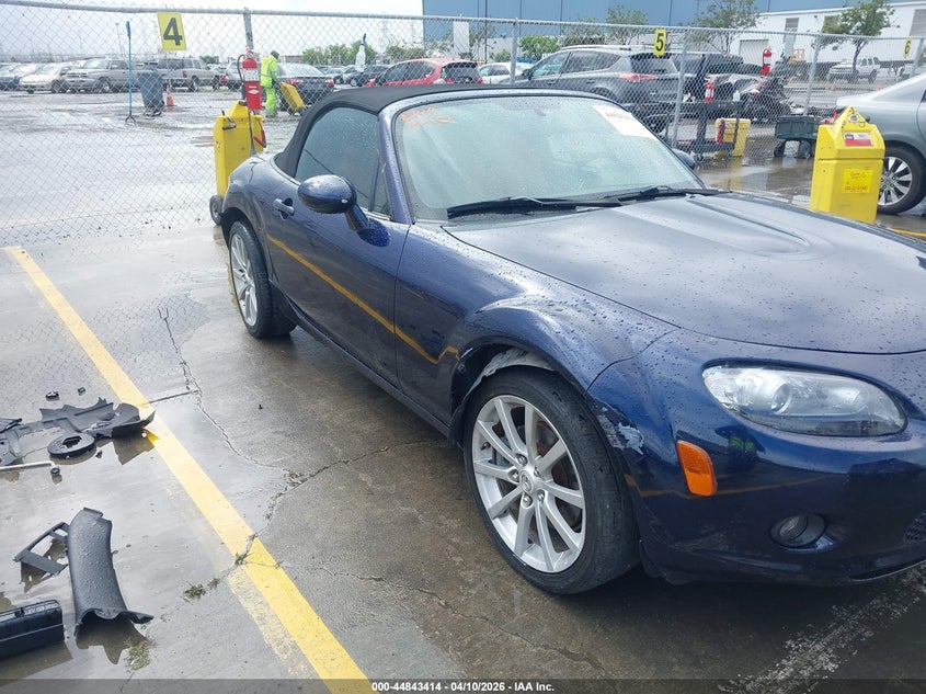 2008 Mazda Mx-5 Grand Touring VIN: JM1NC25F080138767 Lot: 44843414