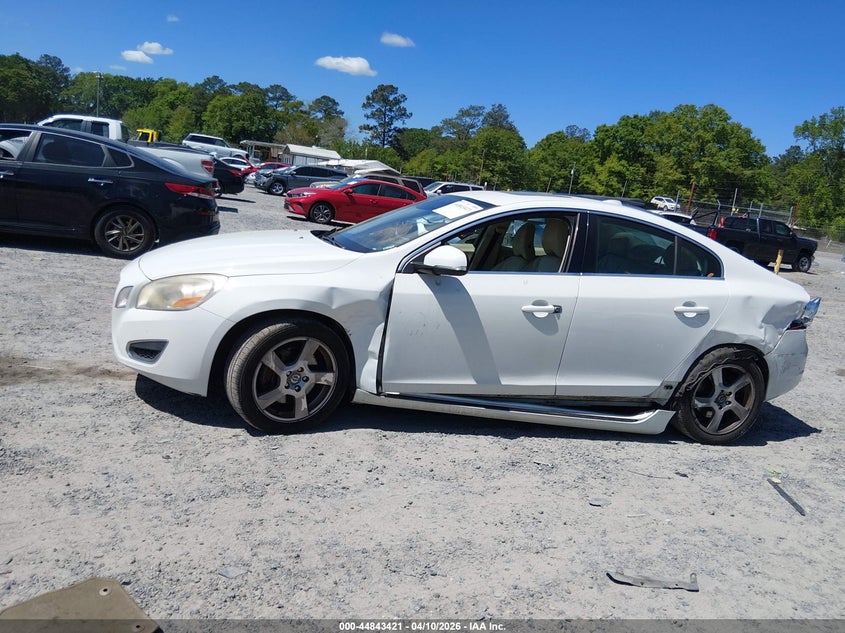 2012 Volvo S60 T5 VIN: YV1622FS2C2026076 Lot: 44843421