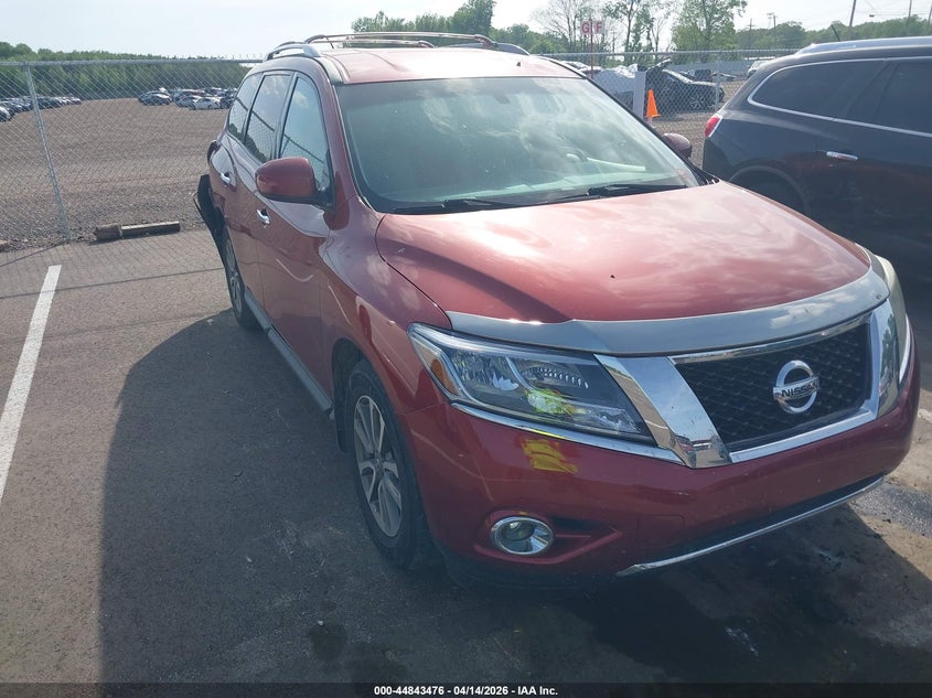 2014 Nissan Pathfinder Sv