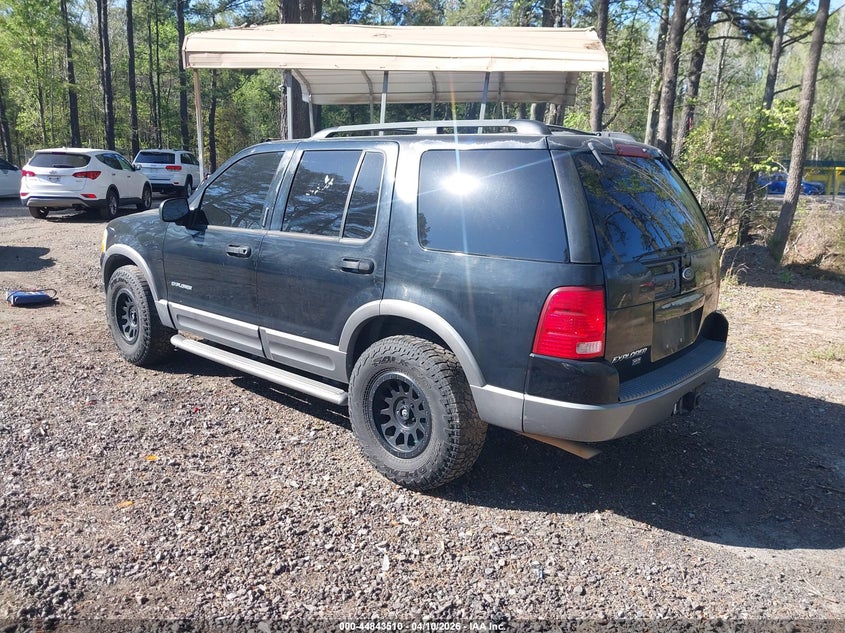 2004 Ford Explorer Xlt