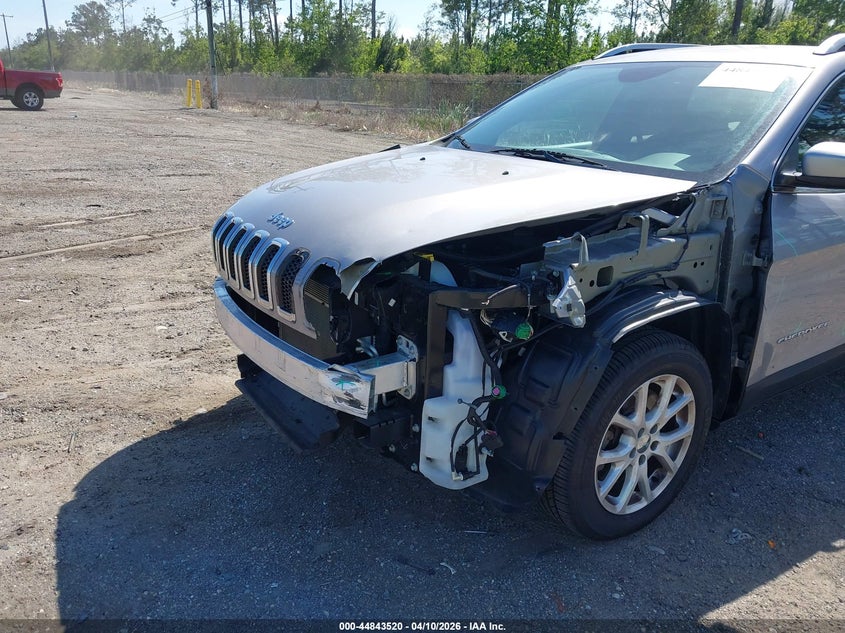 2018 Jeep Cherokee 2.4 Latitude Fwd silver Lot 111044843520 Vin 1C4PJLCB8JD531726
