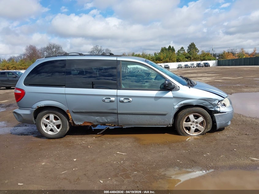 2005 Dodge Caravan Sxt VIN: 1D4GP45R55B235033 Lot: 44843530