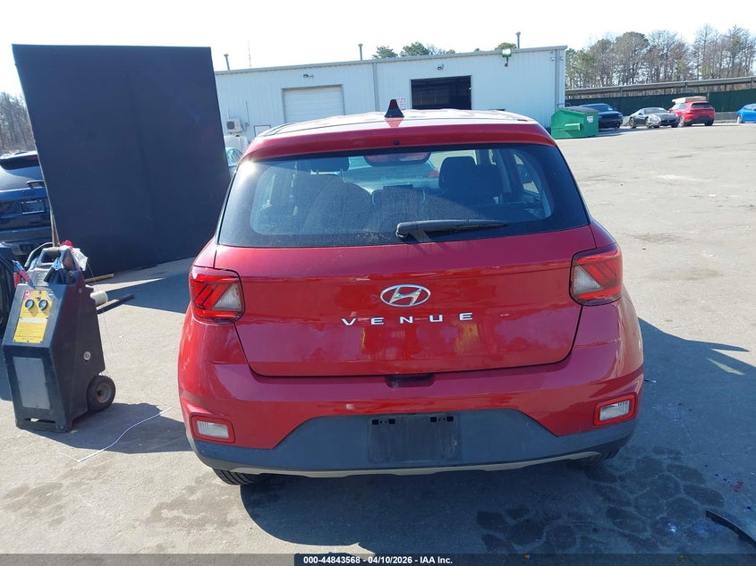 2022 Hyundai Venue Se VIN: KMHRB8A3XNU171696 Lot: 44843568