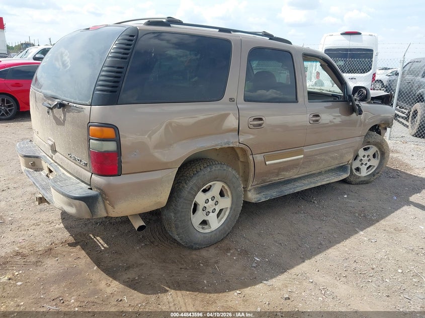 2004 CHEVROLET TAHOE auction photo 4