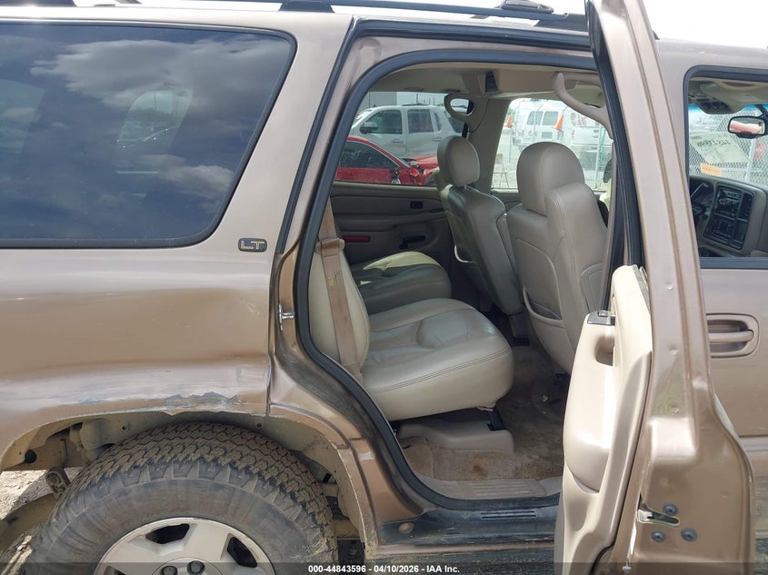 2004 CHEVROLET TAHOE auction photo 8