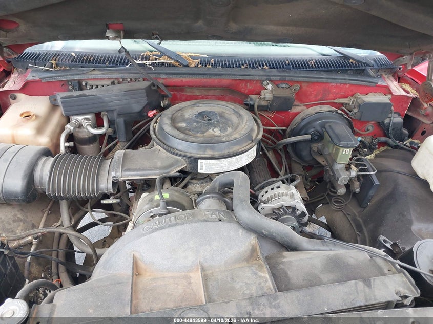 1989 Chevrolet Gmt-400 C2500 VIN: 1GCGC24KXKE125557 Lot: 44843599