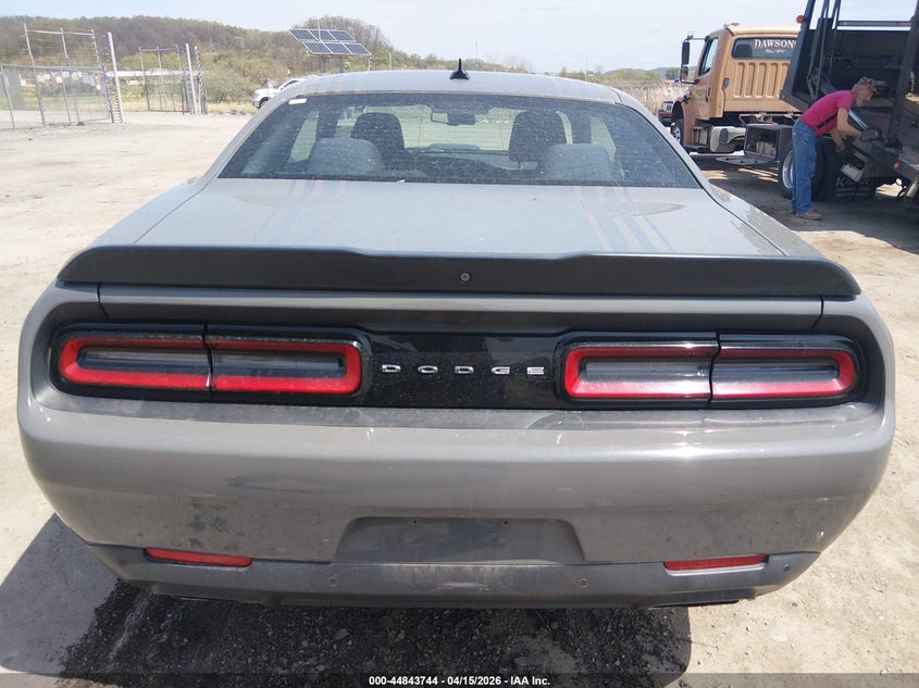 2017 Dodge Challenger R/T Shaker VIN: 2C3CDZBT1HH545567 Lot: 44843744