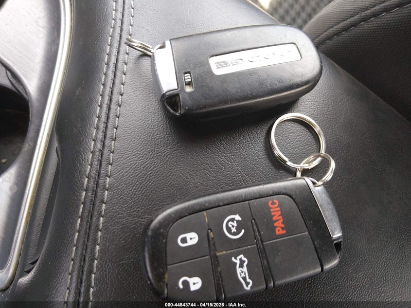 2017 Dodge Challenger R/T Shaker VIN: 2C3CDZBT1HH545567 Lot: 44843744