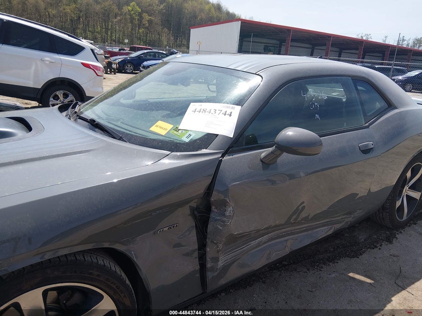 2017 Dodge Challenger R/T Shaker VIN: 2C3CDZBT1HH545567 Lot: 44843744