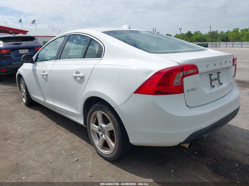 2012 VOLVO S60 auction photo 3