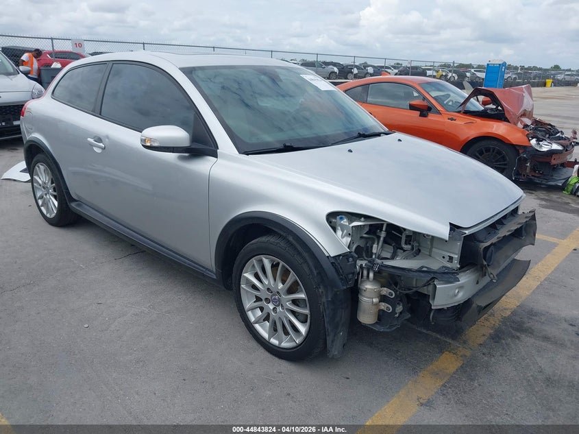 2011 Volvo C30 T5/T5 R-Design VIN: YV1672MK9B2195708 Lot: 44843824