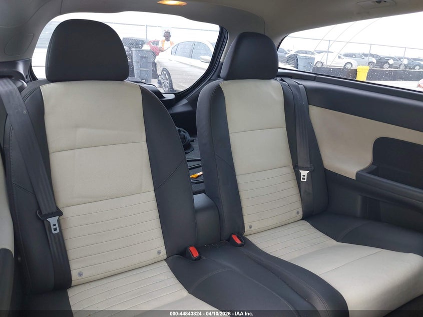 2011 Volvo C30 T5/T5 R-Design VIN: YV1672MK9B2195708 Lot: 44843824